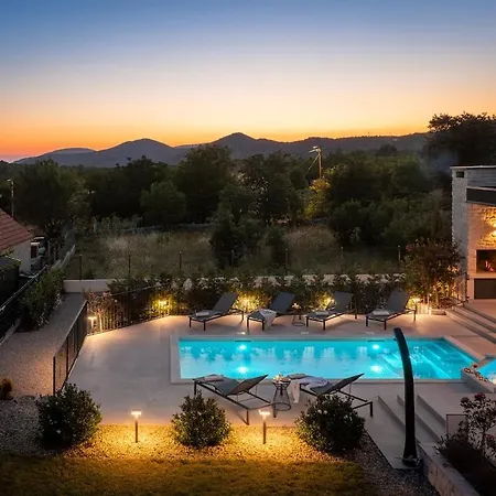 Harmony - Luxury Family Oasis In Nature * Lecevica
