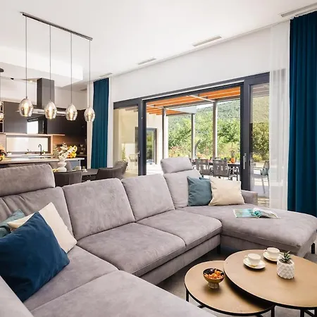 Villa Harmony - Luxury Family Oasis In Nature