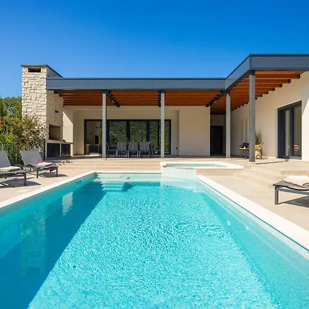 Harmony - Luxury Family Oasis In Nature Villa
