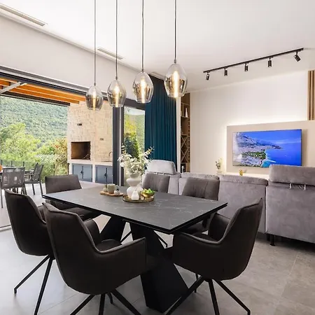 Harmony - Luxury Family Oasis In Nature Villa