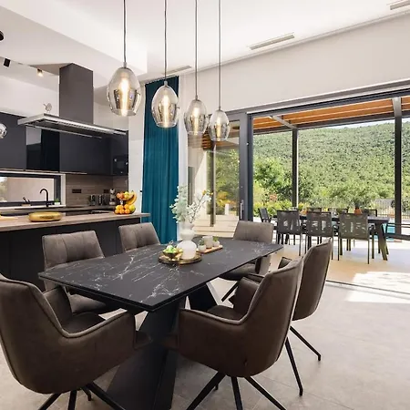 Villa Harmony - Luxury Family Oasis In Nature Lecevica