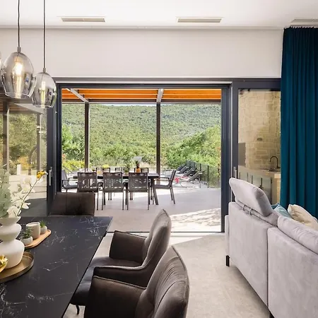 Harmony - Luxury Family Oasis In Nature Villa